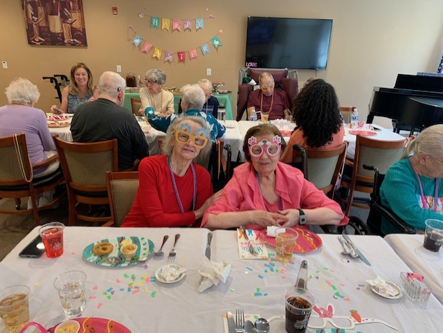 Elder people dining at hall