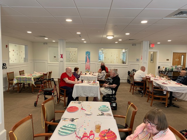 Elder people dining at hall